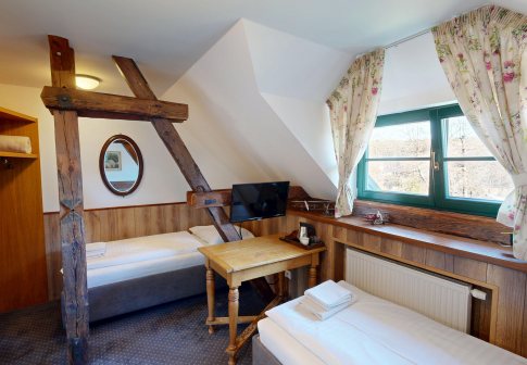 Štvorlôžková izba - Boutique hotel Pri Mlyne